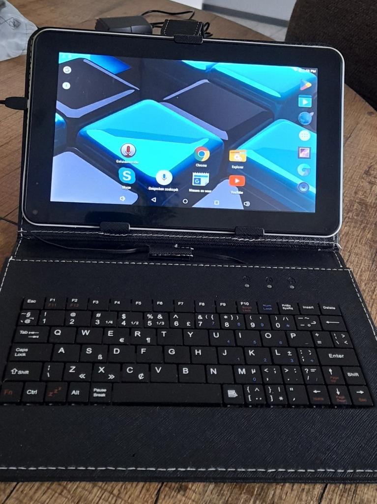 Tablet nieuw met toetsenbord en beschermhoes/standaard, Computers en Software, Android Tablets, Ophalen of Verzenden, Nieuw, 10 inch