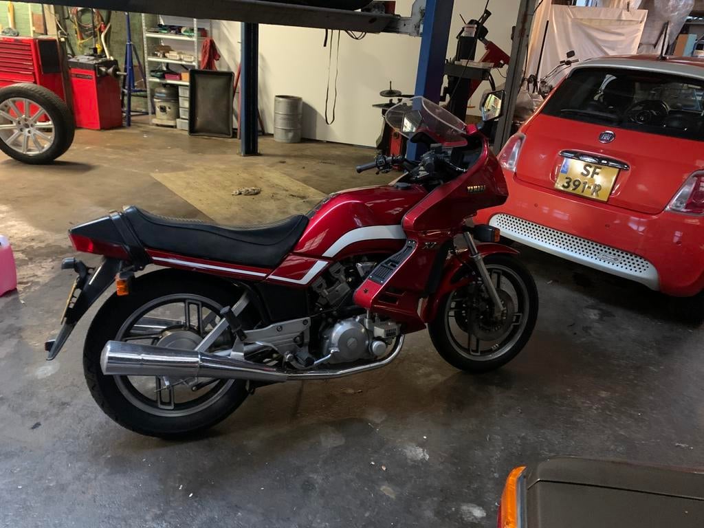 Yamaha xz550 1983