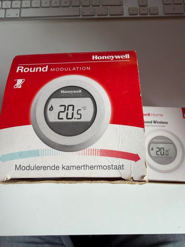 Honeywell T87M2018 Thermostaat - 4 stuks, Ophalen of Verzenden, Gebruikt