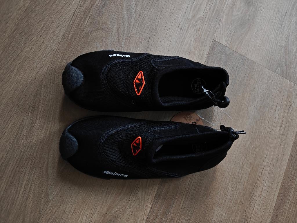 Waterschoenen waimea maat 37, Ophalen, Nieuw, Sportschoenen, Zwart