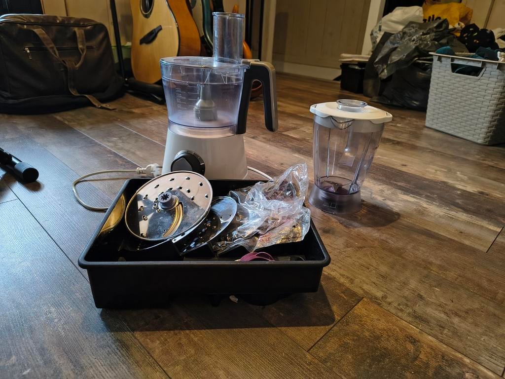 Goedwerkende philips mixer met veel toebehoren, Ophalen of Verzenden, Gebruikt, 3 snelheden of meer