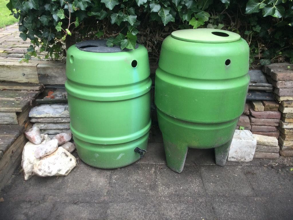 Regenton, Ophalen, Kunststof, Gebruikt, Met kraantje