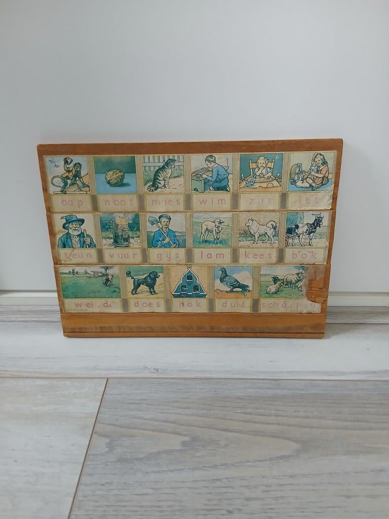 Oud leesplankje - Aap Noot Mies, Ophalen of Verzenden, Overige thema's