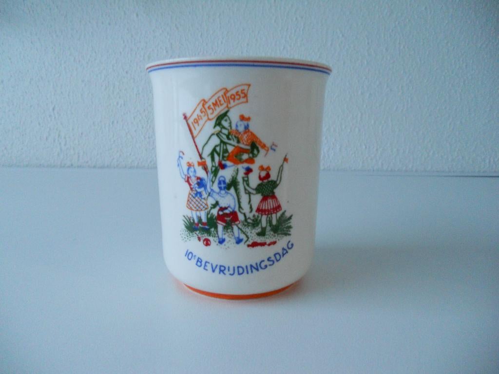 Beker Regout 103 Bevrijdingsdag, Ophalen of Verzenden