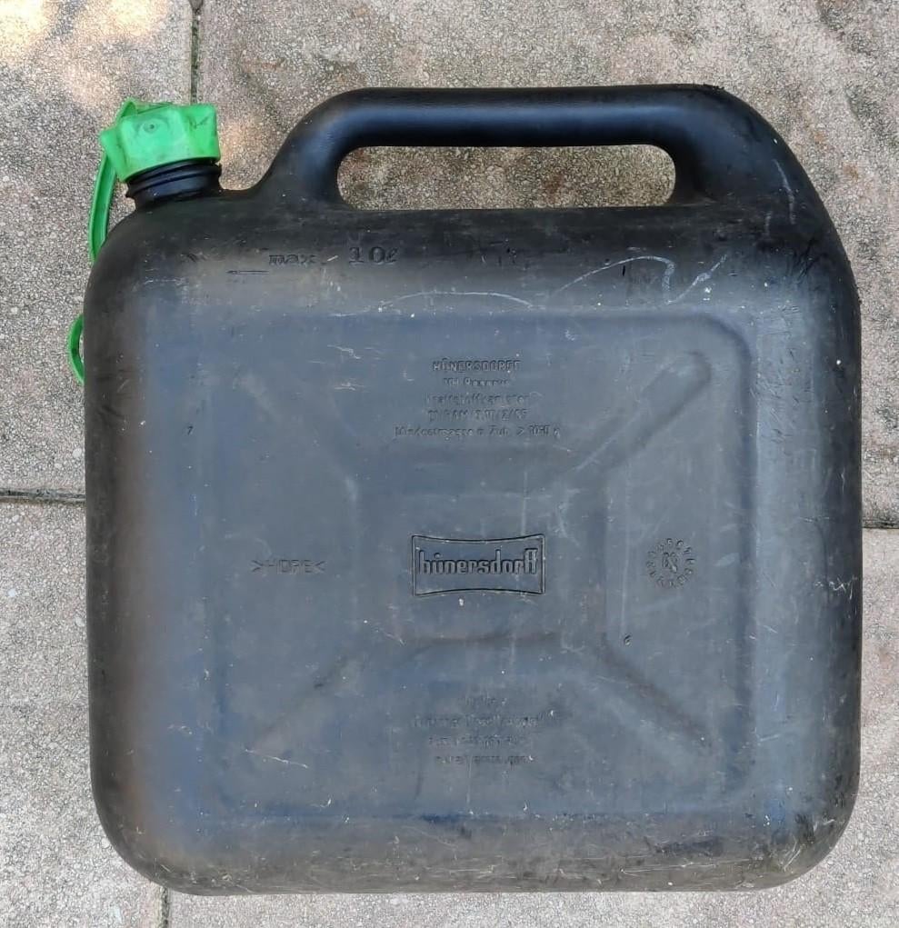 Brandstof jerrycan benzinekan kunststof, Ophalen of Verzenden