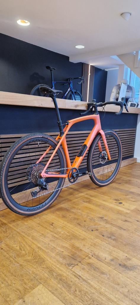 Specialized Diverge XL, 28 inch, Carbon, Info@s, Zo goed als nieuw