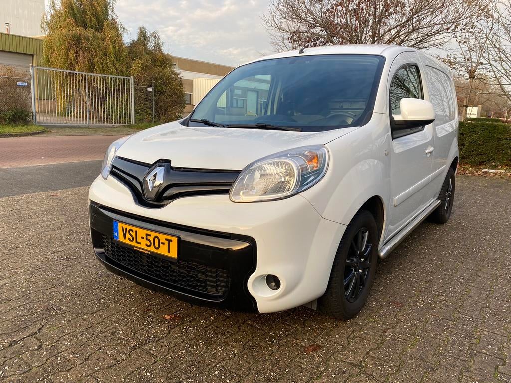 Renault Kangoo 1.5 DCI BJ 2018!!AUTOMAAT!ZEER COMPLETE AUTO, Auto's, Bestelauto's, Automaat, 1498 cc, Zwart, Renault