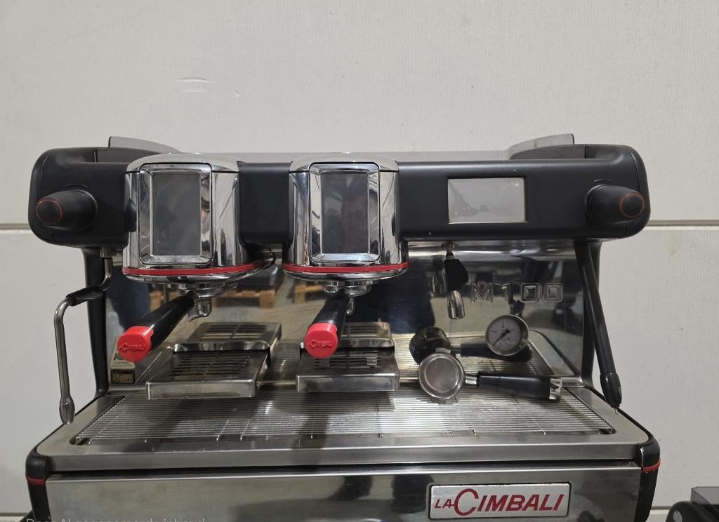 La cimbali M100 GT  2- groep, Witgoed en Apparatuur, Koffiezetapparaten, Zo goed als nieuw, Espresso apparaat, 10 kopjes of meer