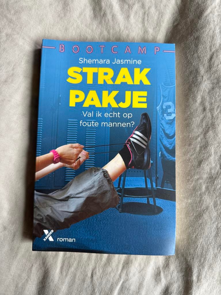 Strak Pakje - Shemara Jasmine, Ophalen of Verzenden, Zo goed als nieuw, Nederland