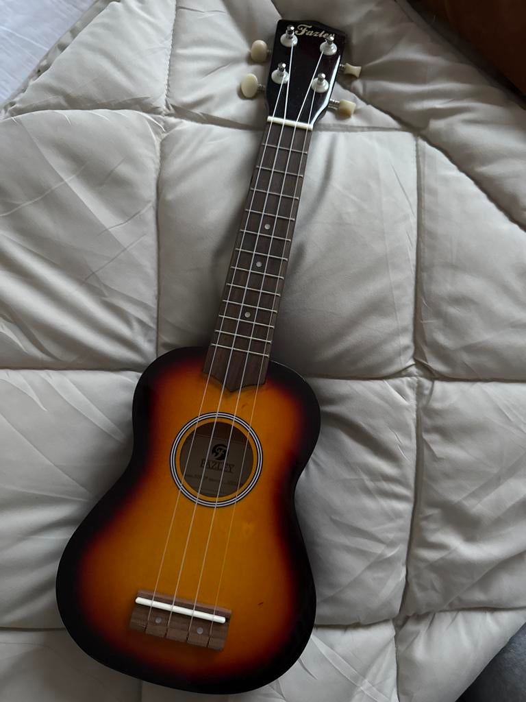 Ukelele te koop!, Ophalen of Verzenden, Zo goed als nieuw, Ukelele