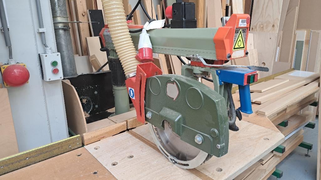 afkortzaag 100 x 450 x 3000 mm stationair, Ophalen, Gebruikt, 70 mm of meer, Magh