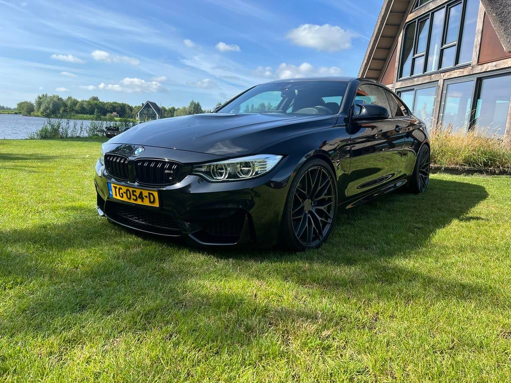 BMW 4-Serie 3.0 M4 Coupe AUT 2015 Zwart, Auto's, BMW, Automaat, Zwart, 4-Serie, 4 stoelen