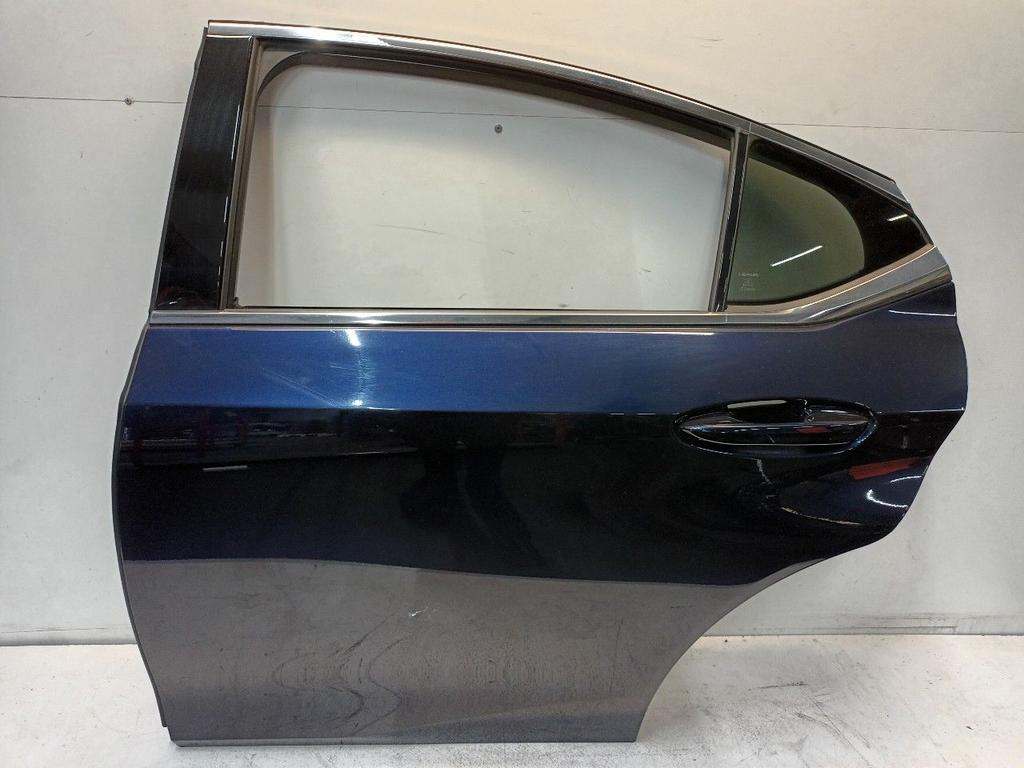 Portier links achter Lexus ES, Onderdelen@venauto.nl, Van der Ven Autorecycling B.V., Gebruikt, Ettenseweg 76, 4706 PB Roosendaal, The Netherlands