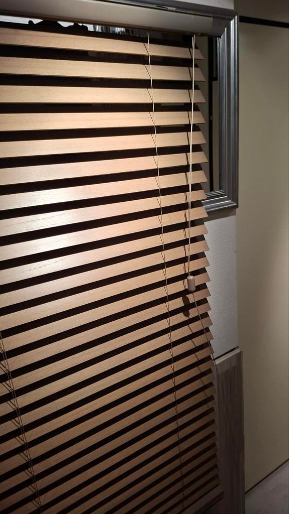 Houten luxaflex van veneta  2stuk, Ophalen, Zo goed als nieuw, Eenpersoons