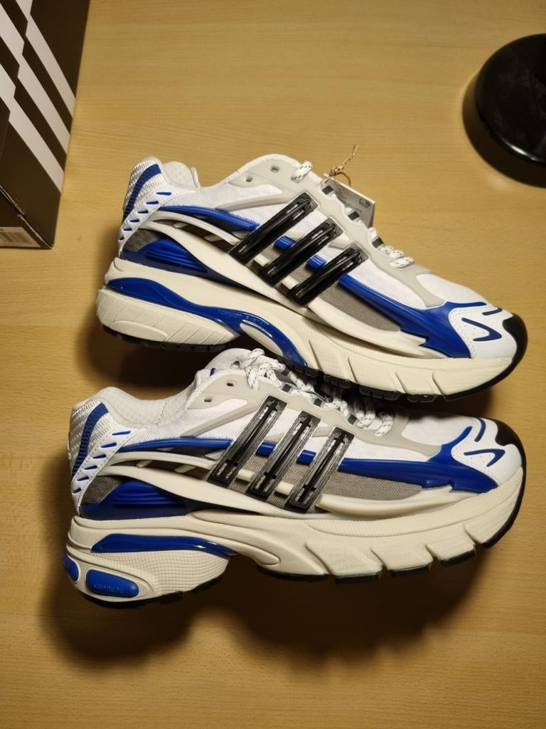 Adidas Jellyfish Royal Blue (42 2/3), Ophalen of Verzenden, Nieuw, Blauw