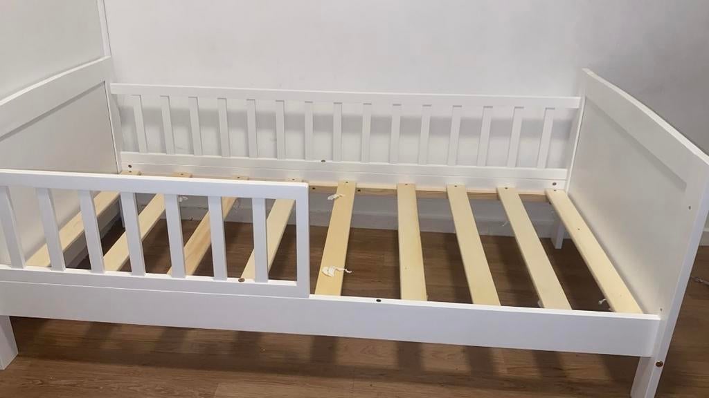 Wit kinderbed / peuterbed met lattenbodem, Nieuw, 70 tot 85 cm, Ophalen of Verzenden, Lattenbodem