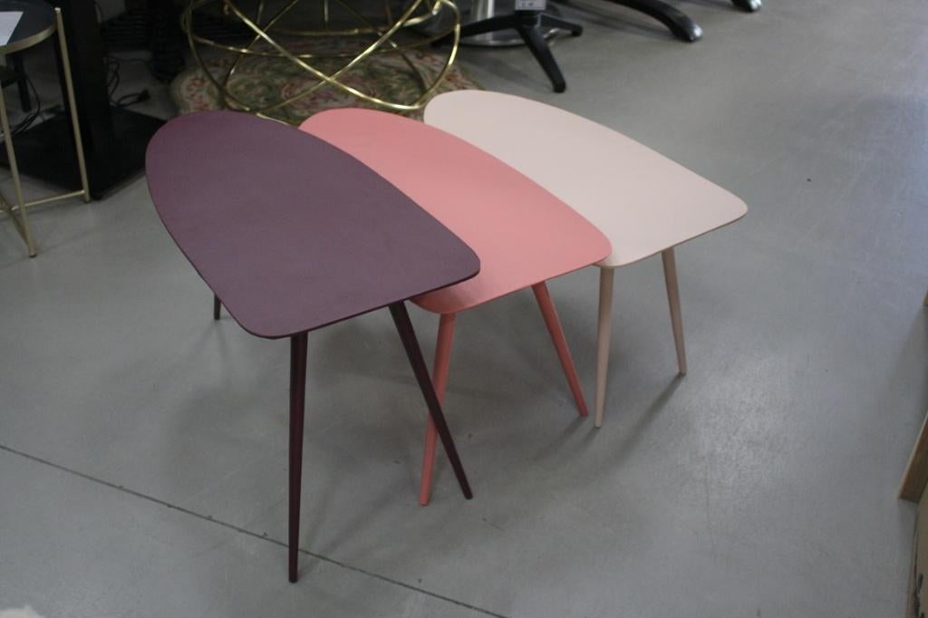 Hip gekleurd salontafel set KIKI pastel metaal roze paars, 50 tot 100 cm, Nieuw, Metaal, Overige vormen