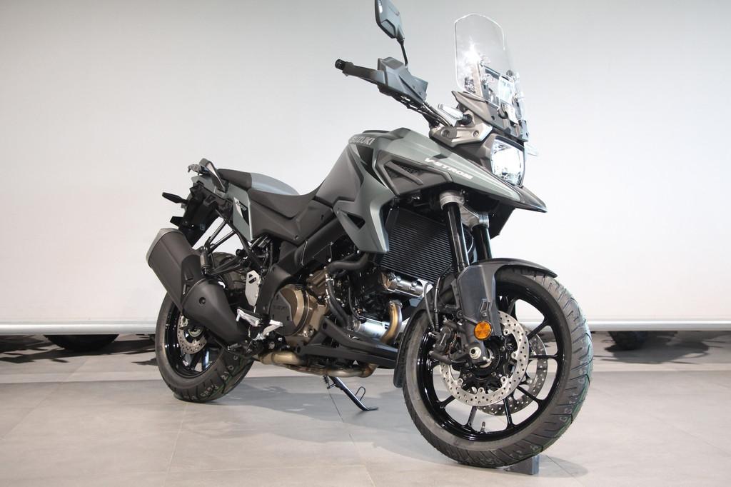 Suzuki V-STROM 1050 (bj 2026), Lange Dreef 12
4131 NH  VIANEN UT, NL, Bedrijf, Meer dan 35 kW, Toermotor