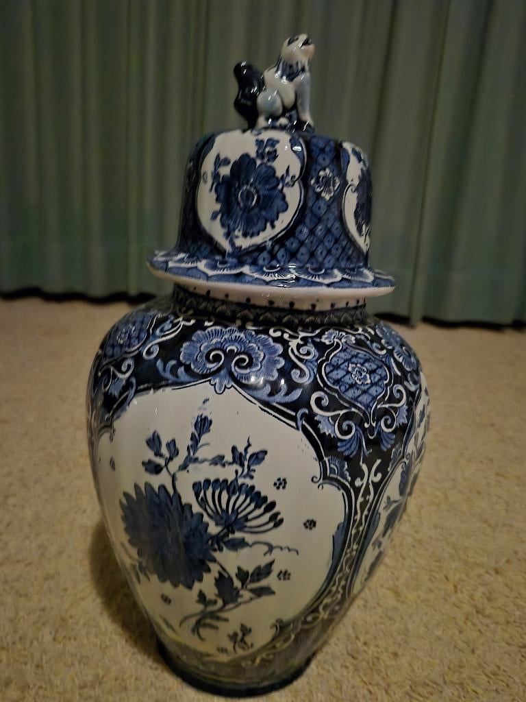 Boch delftsblauwe vaas met deksel, Antiek en Kunst, Ophalen