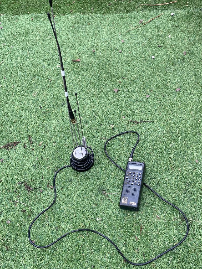 scanner, Ophalen of Verzenden, Gebruikt, 30 tot 200 kanalen, Draagbaar