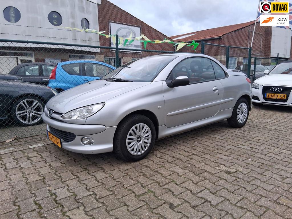 Peugeot 206 CC 1.6-16V roland garros, Voorwielaandrijving, 4 cilinders, Cabriolet, 4 stoelen