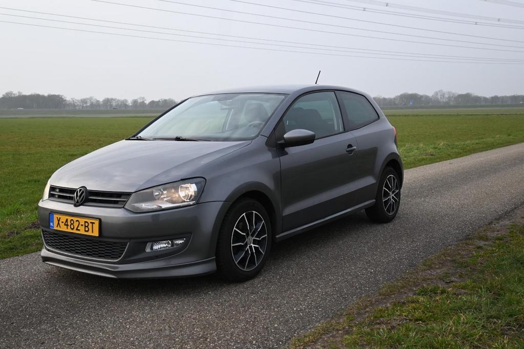 Volkswagen Polo 1.2 TSI 77KW 2010 Grijs, Auto's, Voorwielaandrijving, Stof, 40 €/maand, 988 kg