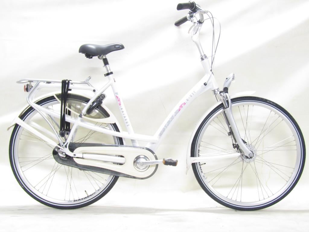 Batavus Mambo wit dames 57cm 28inch, Fietsen en Brommers, Fietsen | Dames | Damesfietsen, 56 cm of meer, Gebruikt, Batavus, Versnellingen