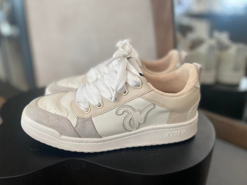 Josh V sneakers, Kleding | Dames, Schoenen, Ophalen of Verzenden, Zo goed als nieuw, Sneakers of Gympen