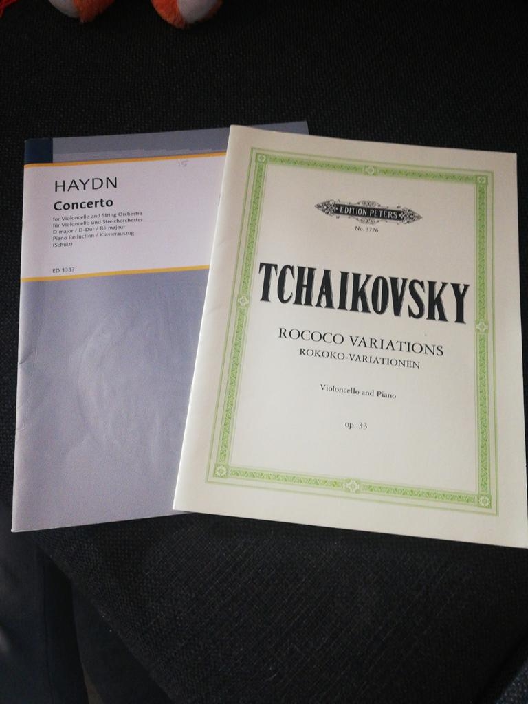 2 concerten voor cello en piano (Haydn /Tjaichkovsky), Cello, Klassiek, Ophalen of Verzenden, Zo goed als nieuw