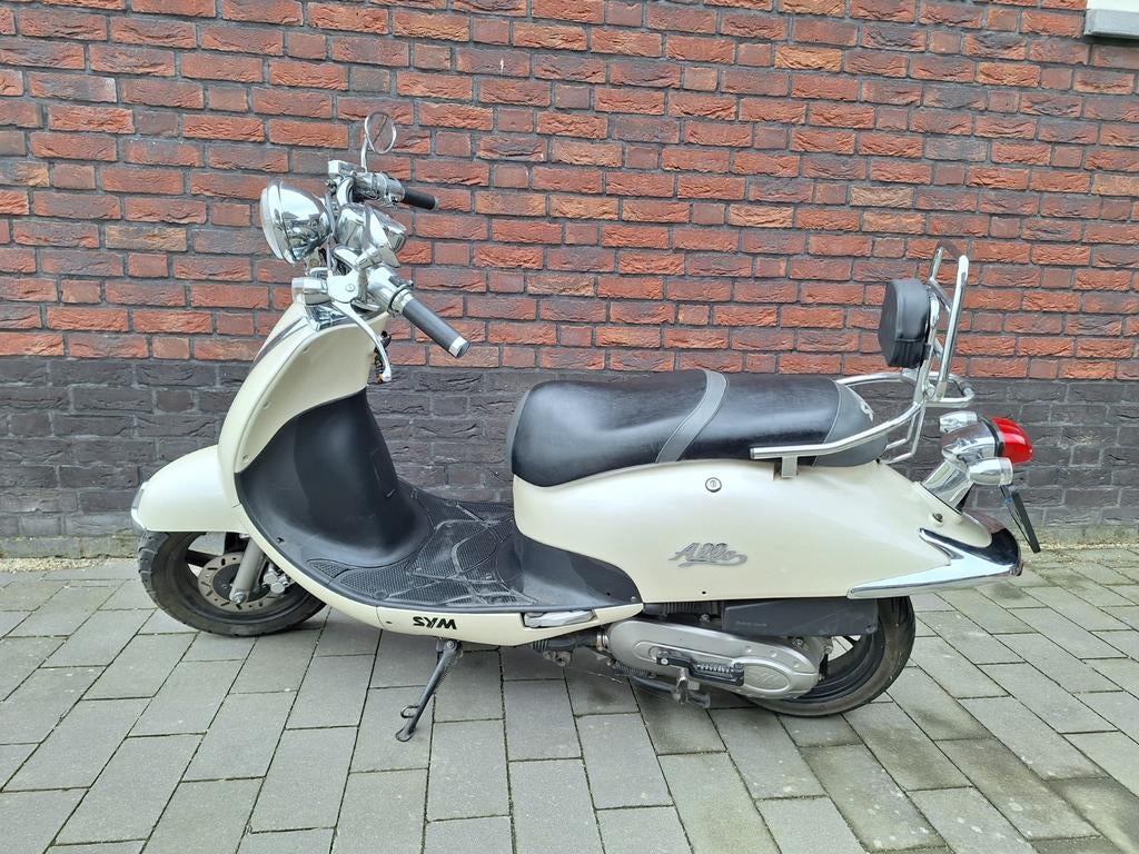 SYM Allo scooter, champagne kleur, 2012, Fietsen en Brommers, Scooters | SYM, Ophalen of Verzenden