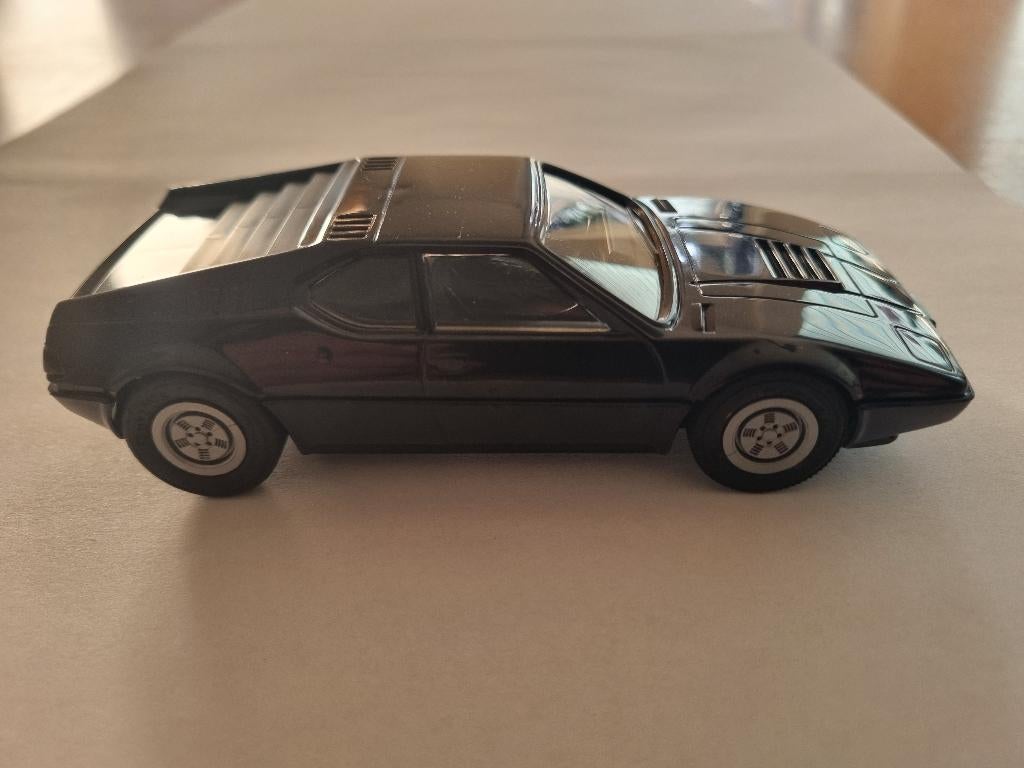 Fleischmann BMW M1 zwart chassis en zwart carrosserie, Ophalen of Verzenden, Nieuw, Elektrisch, Fleischmann