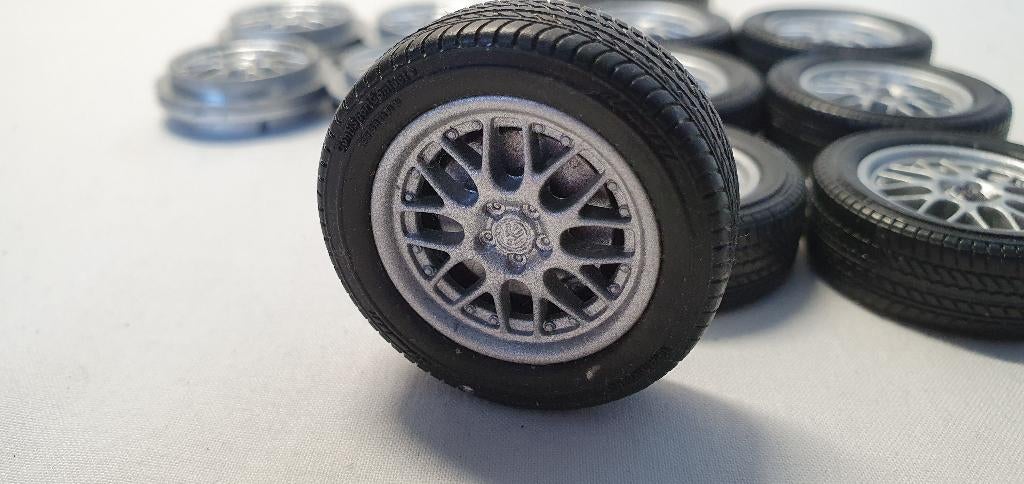 Velgen en banden set van VW golf 4 gti van revell, Ophalen of Verzenden, Gebruikt, Auto, Revell