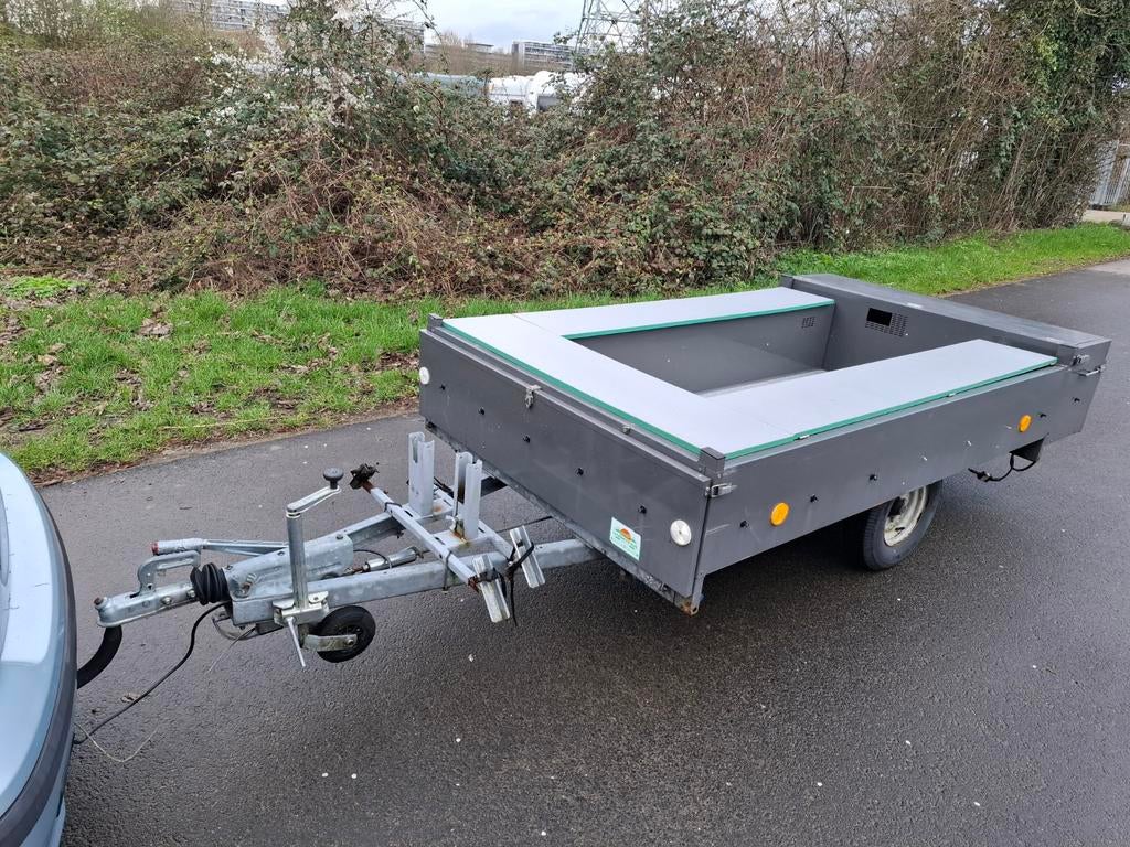 Trigano geremde Aanhanger: Ideaal voor Kamperen en Vissen, Ophalen of Verzenden