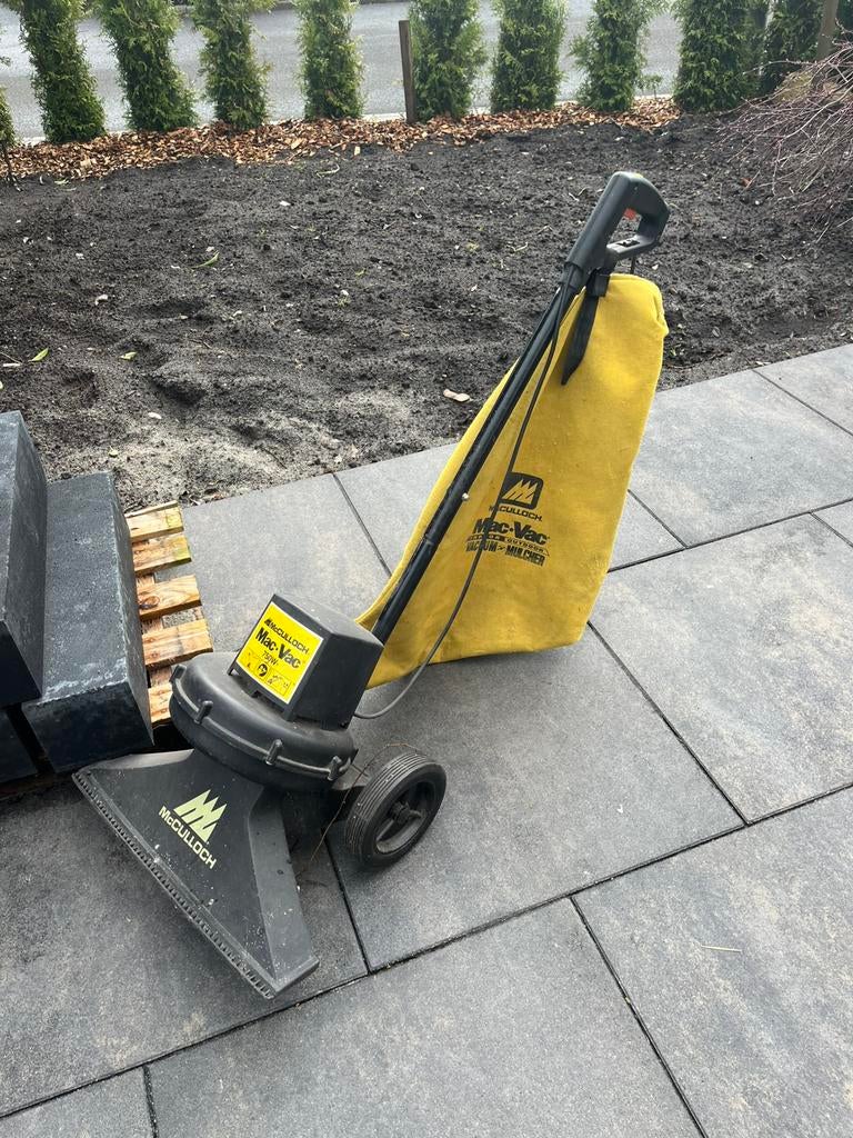 Veegmachine voor buiten, Tuin en Terras, Ophalen of Verzenden, Gebruikt