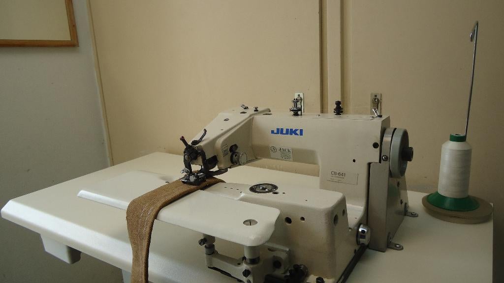 Industrie Juki Blindzoommachine Een Nette, Overige merken, Gebruikt, Ophalen of Verzenden, Naaimachine