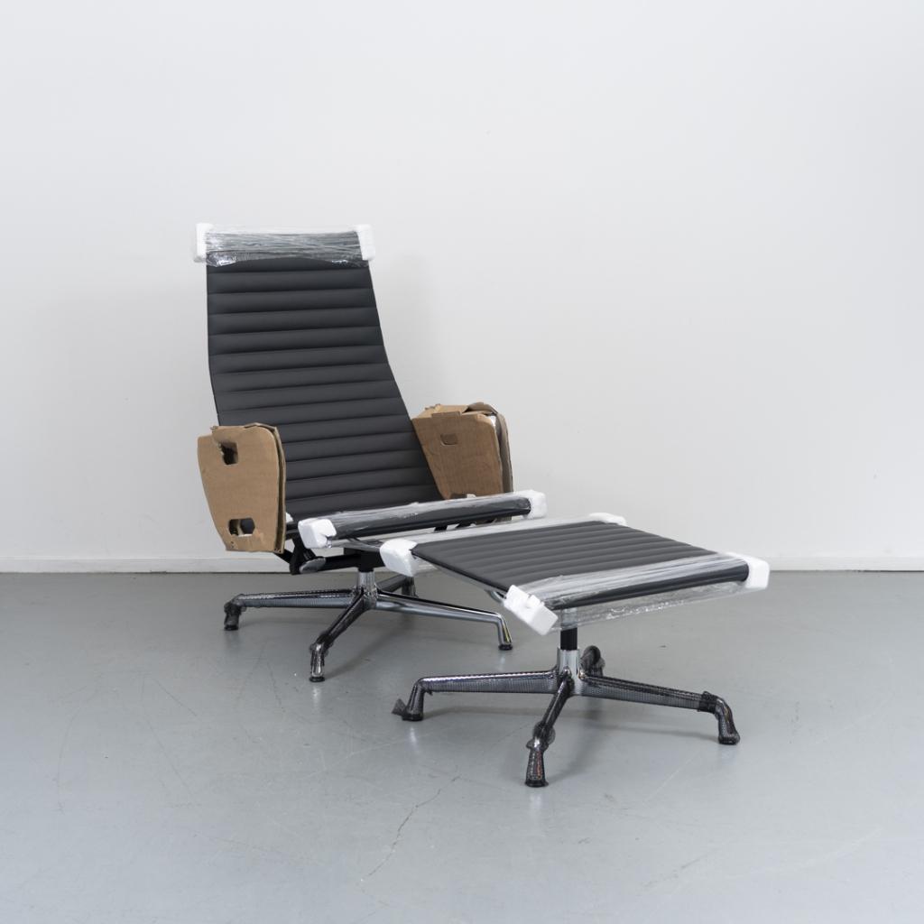 Vitra Eames EA 124 + 125 Set Zwart Leer – Chroom, Huis en Inrichting, Fauteuils, Niet ingevuld, Niet ingevuld, Nieuw, 75 tot 100 cm