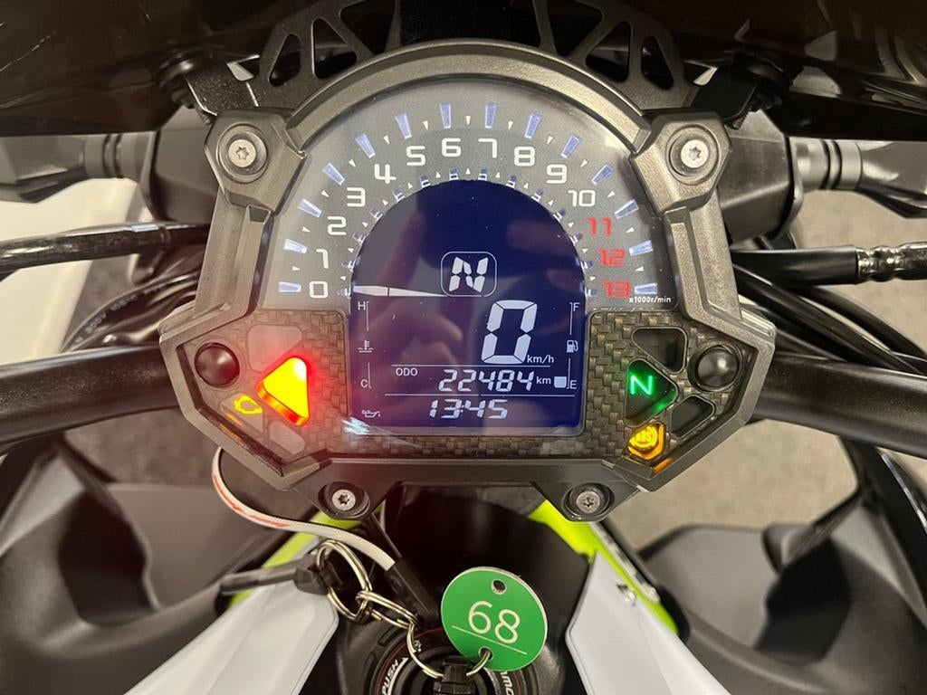 Kawasaki Z 900 ABS (bj 2019) - foto 2
