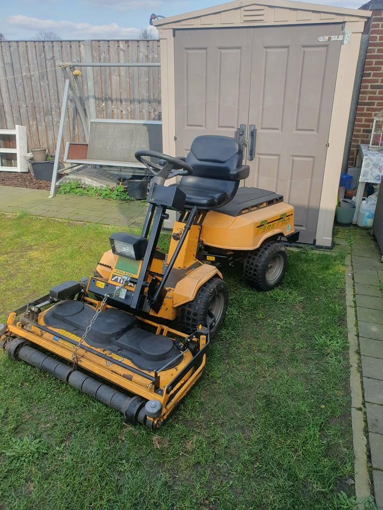 Stiga Park Pro 18HP hydrostaat, Tuin en Terras, Ophalen, Zo goed als nieuw