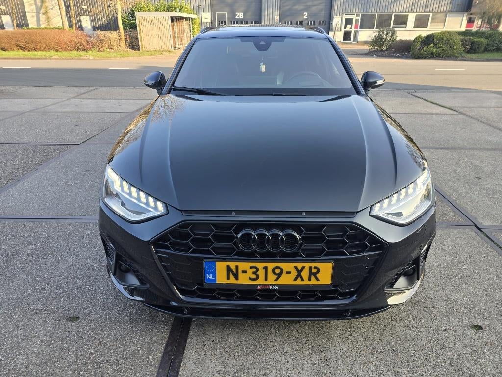 Audi a4 35 tfsi 2.0 pano b&o+ kuipstoelen vol opties., Auto's, Zwart, 4 cilinders, 1984 cc, A4