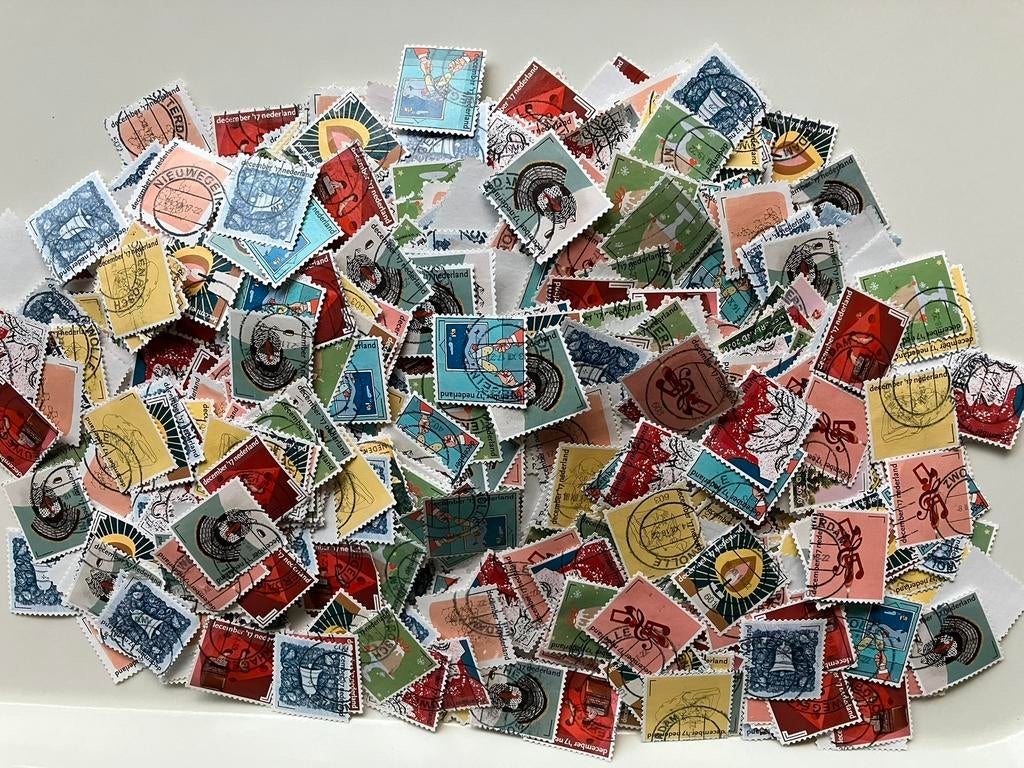 300 decemberzegels 2017 gestempeld en afgeweekt, Ophalen of Verzenden, Na 1940, Gestempeld