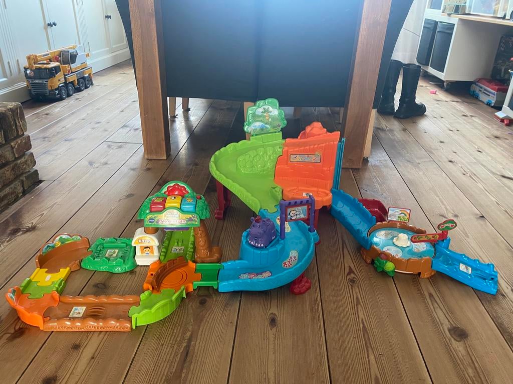 ZoefZoef dierentuin incl. Nelly Nijlpaard, Ophalen, Zo goed als nieuw