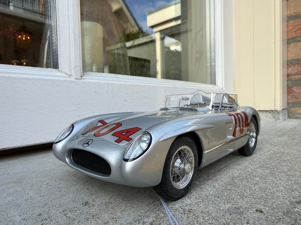 1:18 Mercedes 300 SLR #704 Mille Miglia Hermann CMC M-119, Overige merken, Auto, Nieuw, Ophalen of Verzenden
