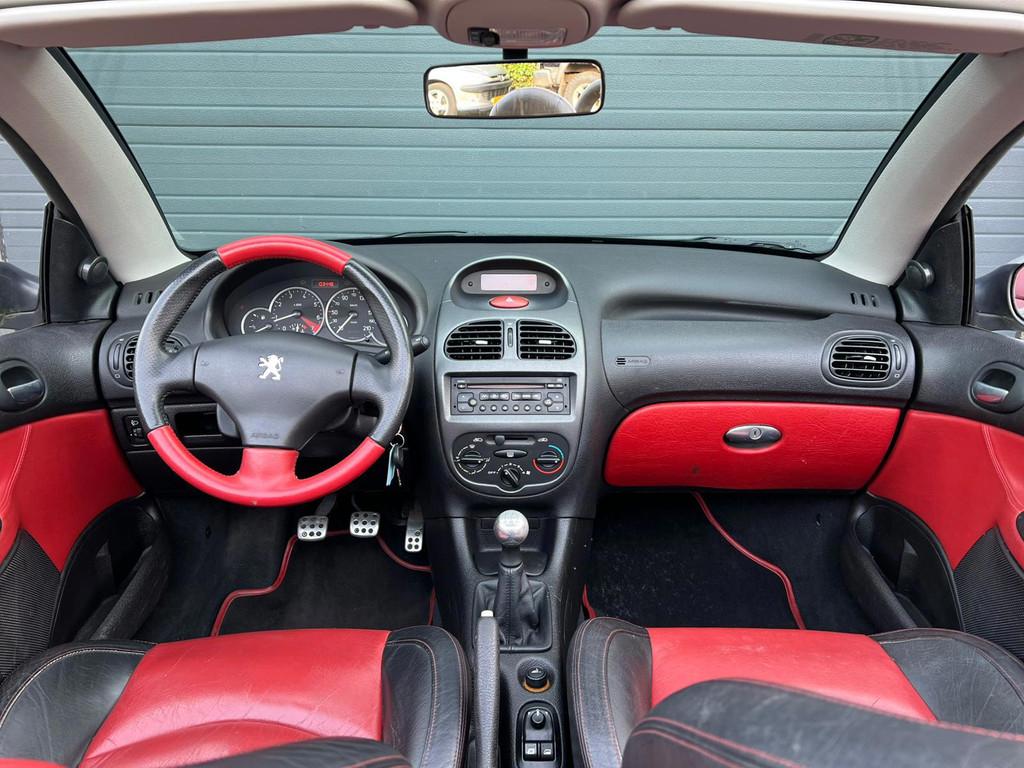 Peugeot 206 CC 1.6-16V | Cabrio | 103DZ KM | NAP | Nw. Riem, Voorwielaandrijving, Gebruikt, 4 cilinders, Cabriolet