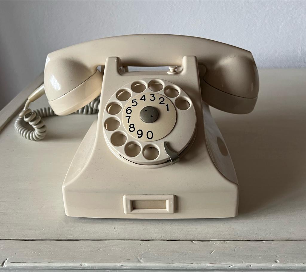 Oude bakelieten telefoon, Telecommunicatie, Ophalen of Verzenden, Gebruikt, 1 handset