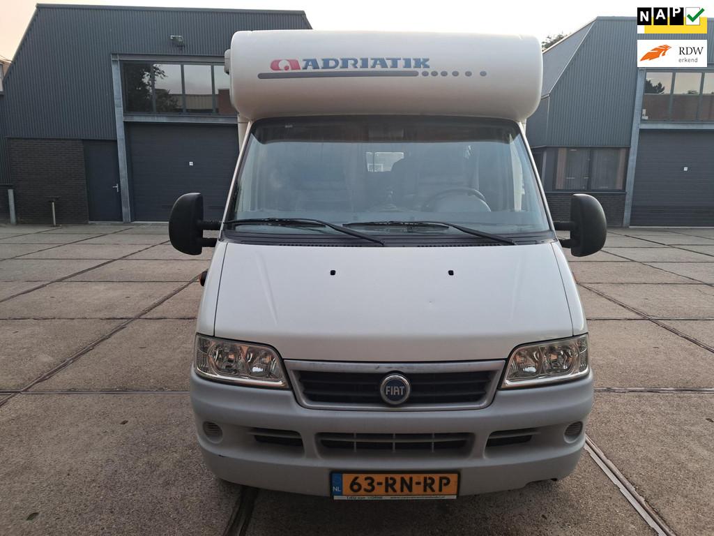 Adria mobil ======== ADRIATIK MOBIL 680 SP, Caravans en Kamperen, Campers, Integraal, Airbags, INFO@ADRIA-HOME.COM, Bedrijf