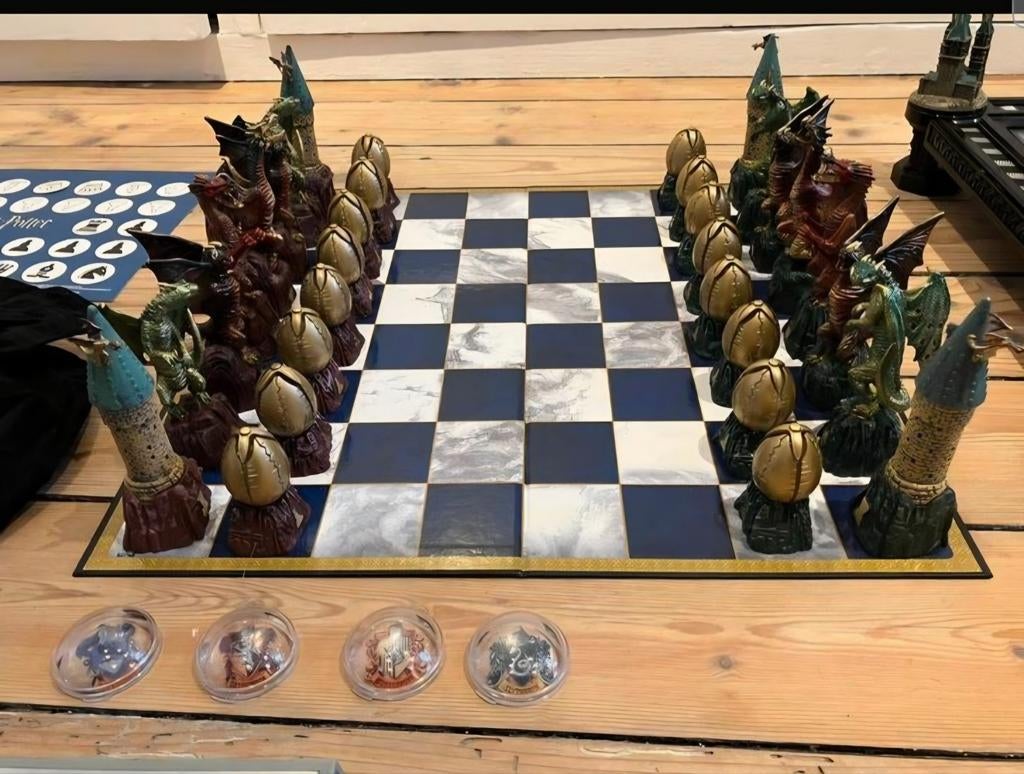 Harry potter draken schaakspel, Ophalen of Verzenden, Zo goed als nieuw, Actiefiguurtje