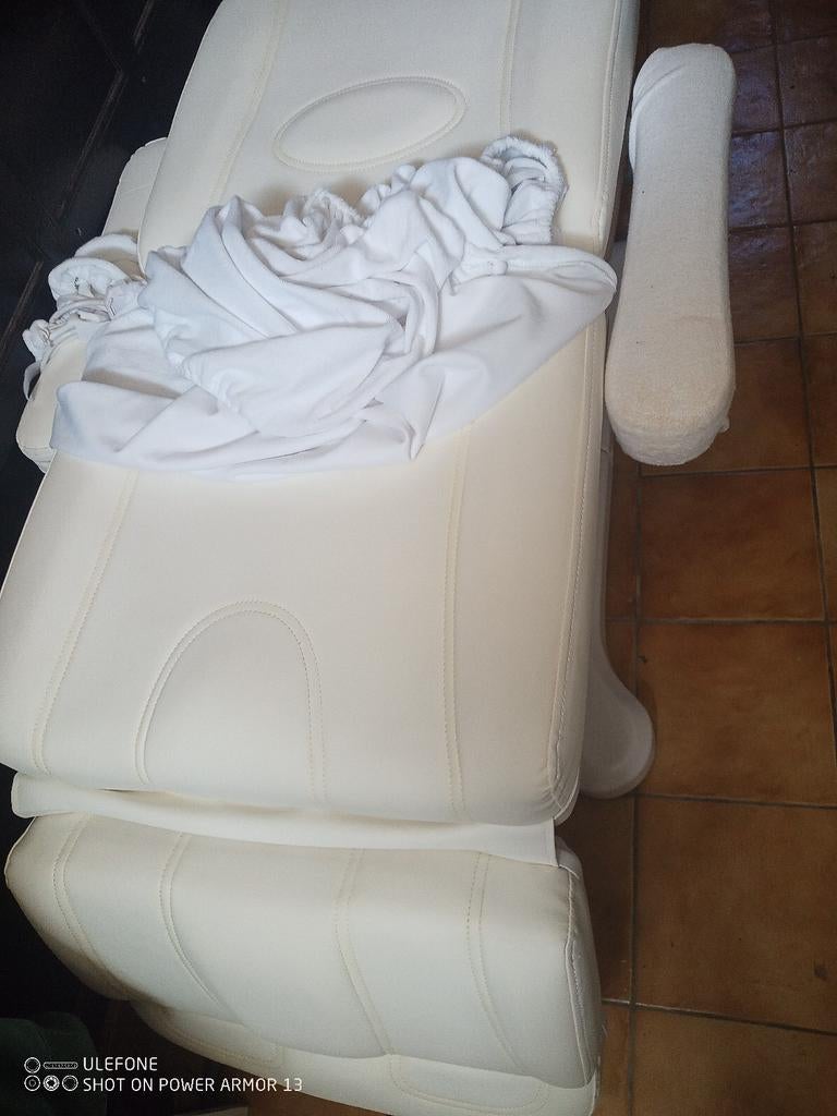 Behandel /massage elektrische tafel, Ophalen of Verzenden