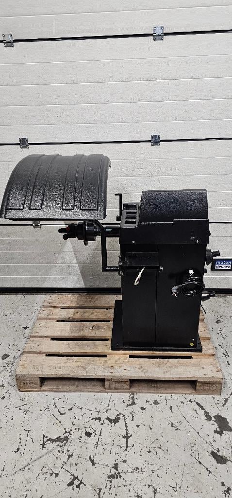 HBM Professionele Banden Balanceermachine Balanceerapparaat., Auto diversen, Autogereedschap, Ophalen of Verzenden, Zo goed als nieuw