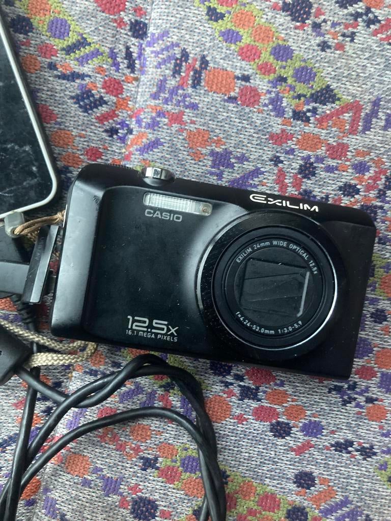 casio exilim 12.5 camera zonder oplader, Ophalen, Zo goed als nieuw, Overige Merken, 8 keer of meer