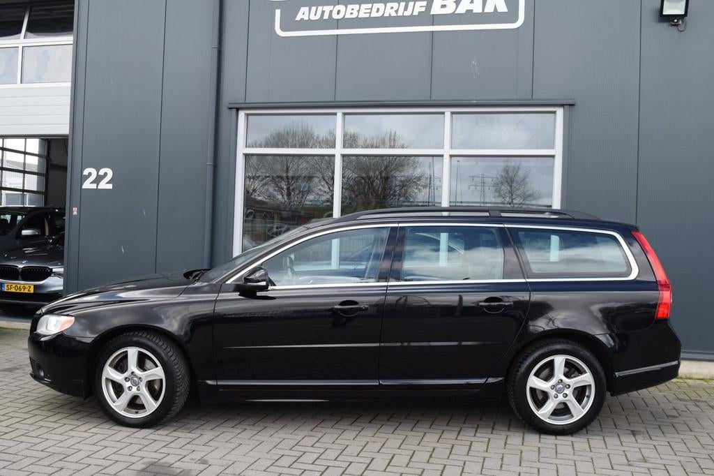 Volvo V70 2.0 D4 Summum | Automaat | Xenon | APK 12-2026, Auto's, Volvo, Euro 5, Gebruikt, Zwart, 1984 cc